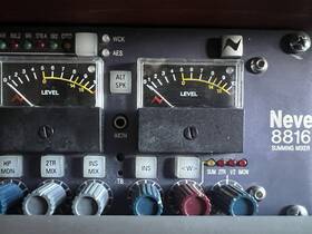 Ams-8816 Ams Neve 8816 Analogue Summing Amplifier With 8804 Fader Pack And Apogee Da-16x