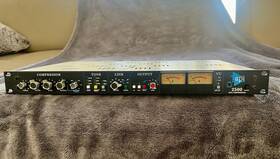Api 123913006854 2500 Stereo Bus Compressor/limiter- Mint