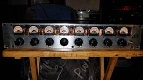 T1920 Behringer Magician 8 Channel Vacuum Tube Line Interface
