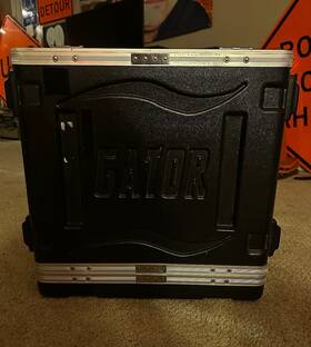 Gr-4l Gator Cases Lightweight Molded 4u Rack Case Hd Latches Model