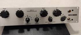 0821-abz86-us1 Klark Teknik Eqp-kt Classic Tube Equalizer