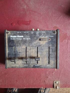 32-1118a Radio Shack Electronic Reverb Signal Processor Tabletop Built-in Effects Dc 9v