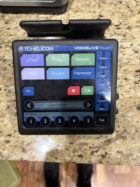 9611961 Tc-helicon Voicelive Touch Multi-effects Vocal Processor Reverb Harmony Looper