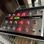 Tc Electronic G-system Multi-effects Processor Guitar Pedalboard Rack Unit Hard. Fixed Price $761.44.