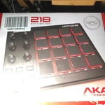 Akai Professional MPD218 Midi Usb Drum Beat Pad Controller. Fixed Price $77.00.