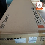 Roland RD-2000 Ex 88-KEY Stage V-piano Technology Digital Black. Fixed Price $2408.95.