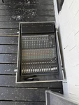 Mackie Onyx 1640I Mixer. Fixed Price $200.00.