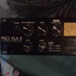 Art Pro Vla Ii 2-CHANNEL Tube Compressor/limiter 2U Rack Vu Meter Xlr 1/4". Fixed Price $240.00.