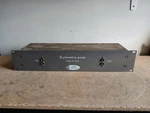 Kahn Symmetra Peak Passive Limiter Vintage. Fixed Price $195.00.