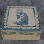 Catriona Stewart Hinged Trinket Box - 4" Blue Yellow. Fixed Price $14.99.